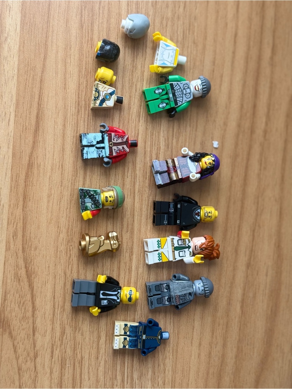 LEGO Minifigure Lot - Mixed Colors